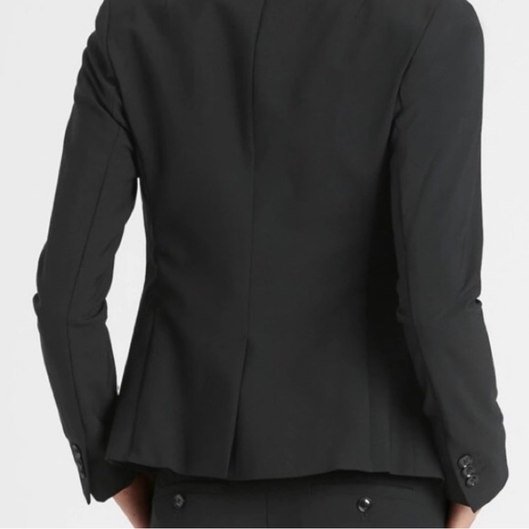 Banana Republic Blazer - Picture 2 of 2